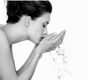 春季敏感性皮肤人群的护理之道